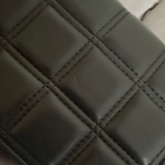 Black Quilted Women's Bag - Picture 2 of 3